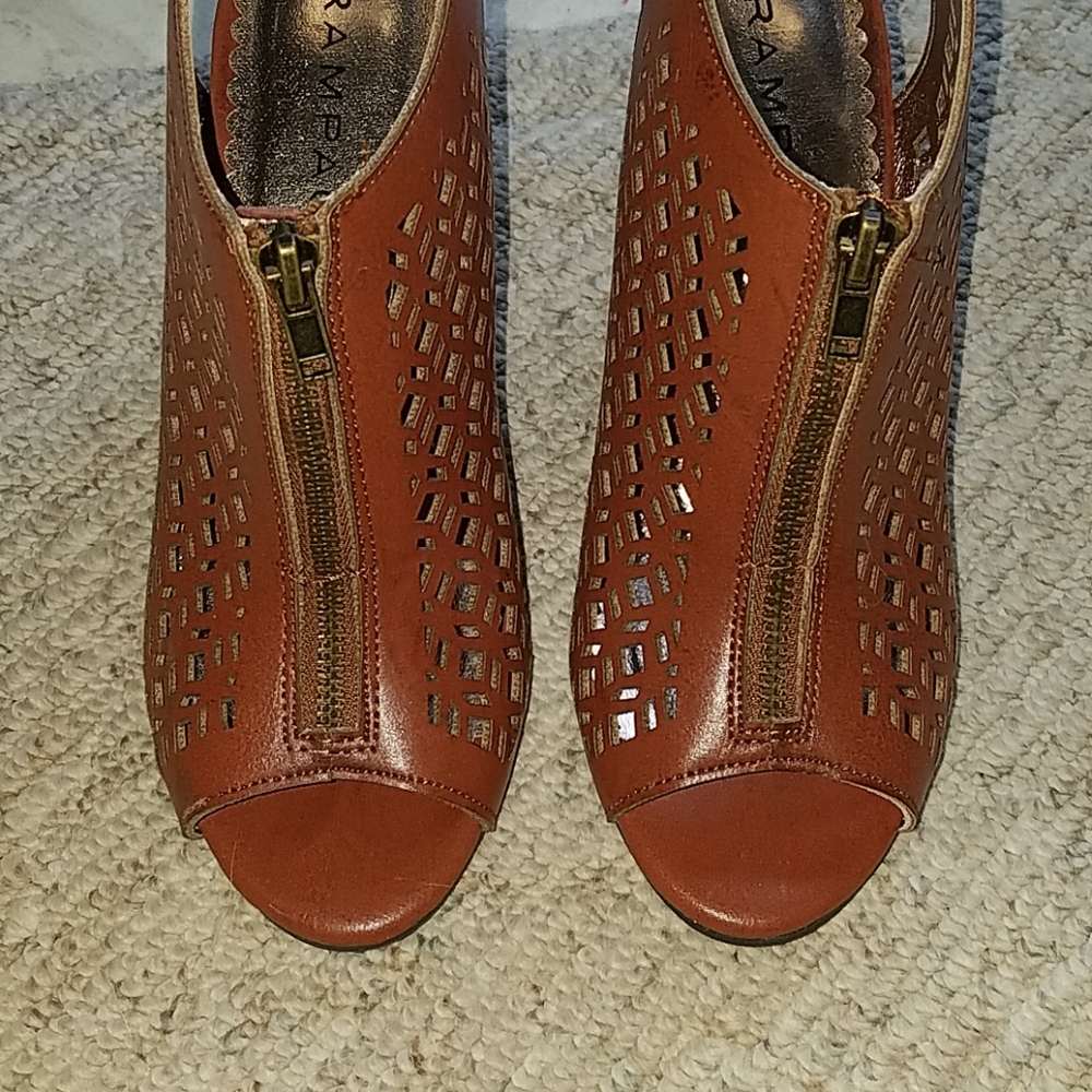 New! Rampage Peep Toe Wedges - Picture 4 of 8